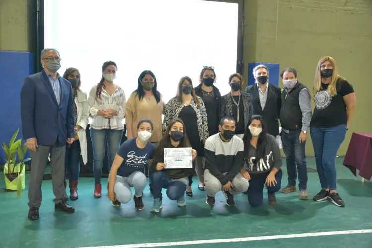 LAS ESCUELAS HACEN EN ITUZAINGÓ
